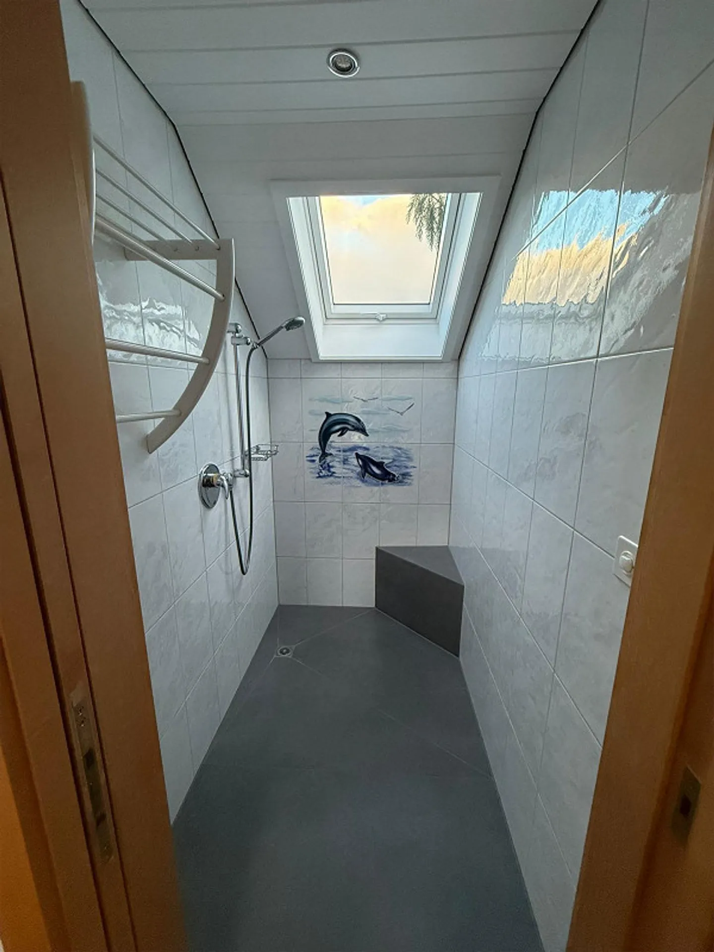 Maison individuelle attrayante avec appartement séparé et belle vue - Photo 10 sur 17