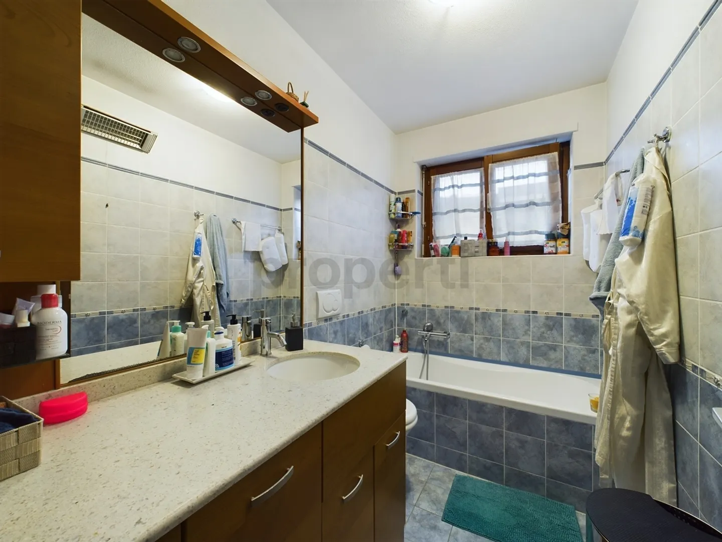 Geräumige und helle 4,5-Zimmer-Wohnung in Caslano - Foto 8 von 12