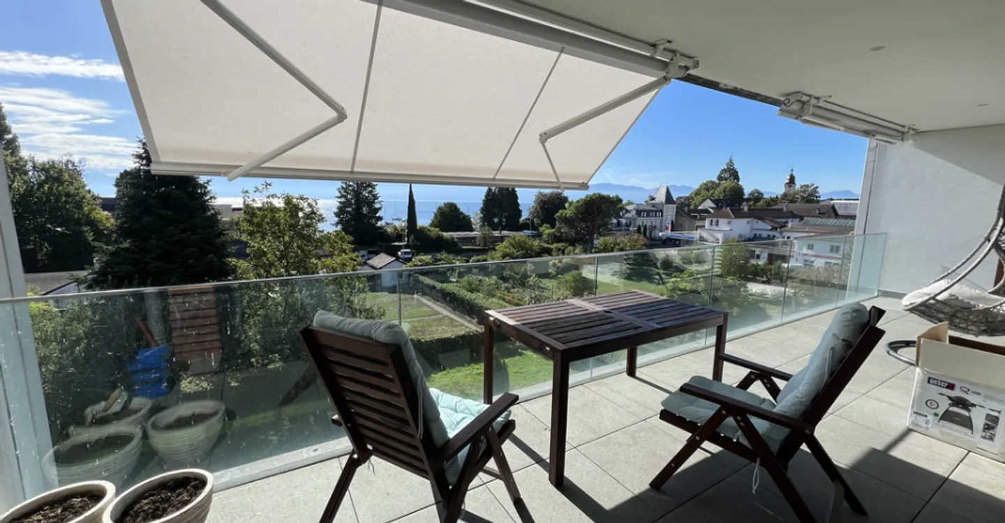 Magnificent 2.5 rooms with a view of the lake and mountains - Morges - Photo 6 of 9