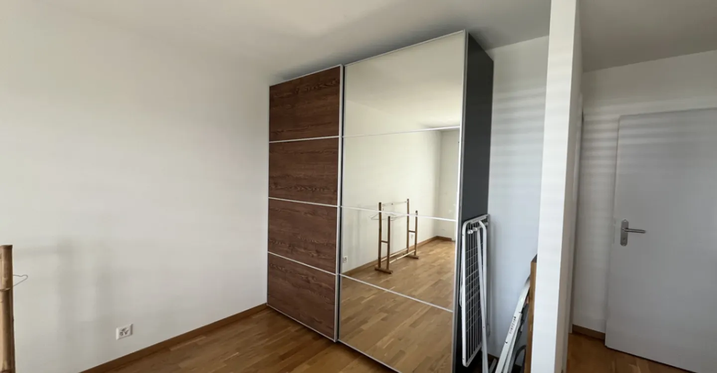 Magnificent 2.5 rooms with a view of the lake and mountains - Morges - Photo 8 of 9