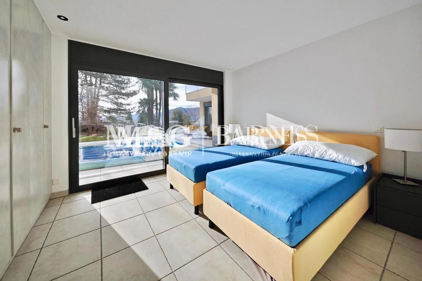 Villa prestigiosa con piscina - Foto 12 di 12