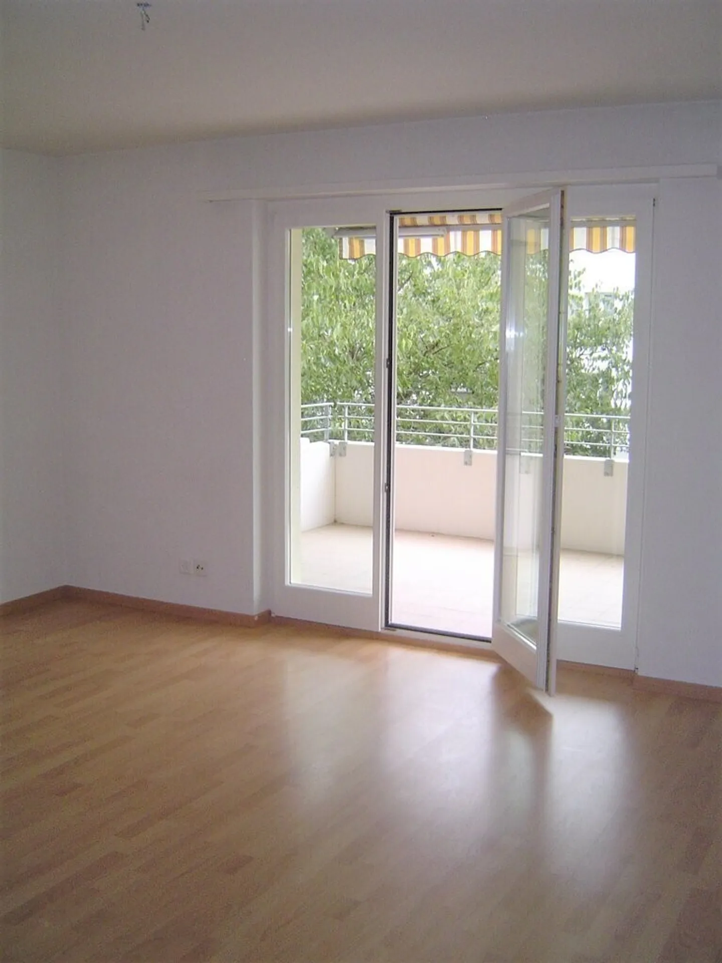 Charmante Wohnung in Zürich - Foto 2 von 7