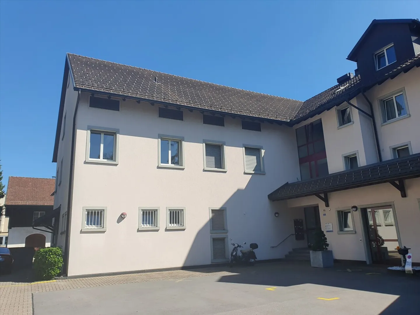 Votre chance à Meilen – espace commercial polyvalent - Photo 1 sur 2