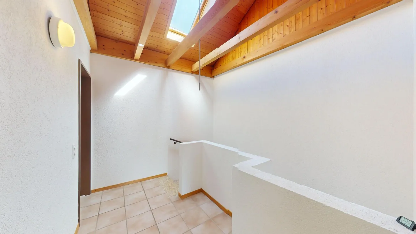 Geräumiges Reihenhaus in ruhiger Lage - Foto 6 von 9