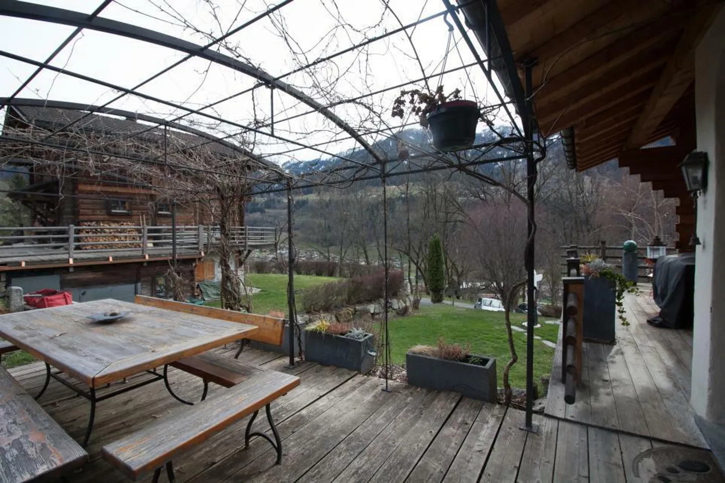 RARE ITEM! Family house in a quiet and sunny location - Photo 8 of 8