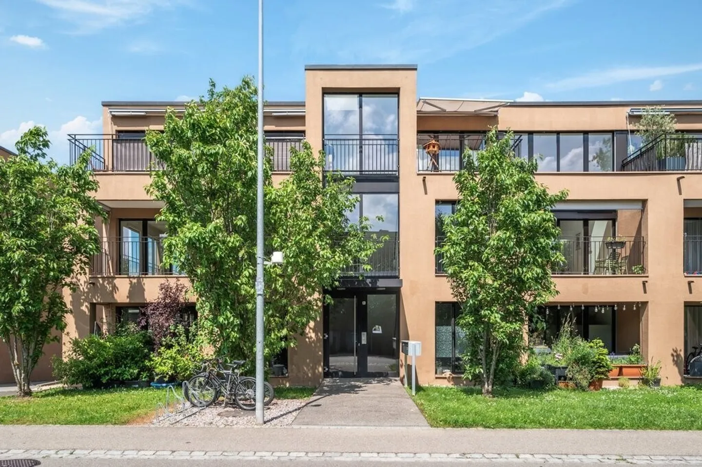 Wohntraum im Skypark Allschwil - Foto 1 von 7