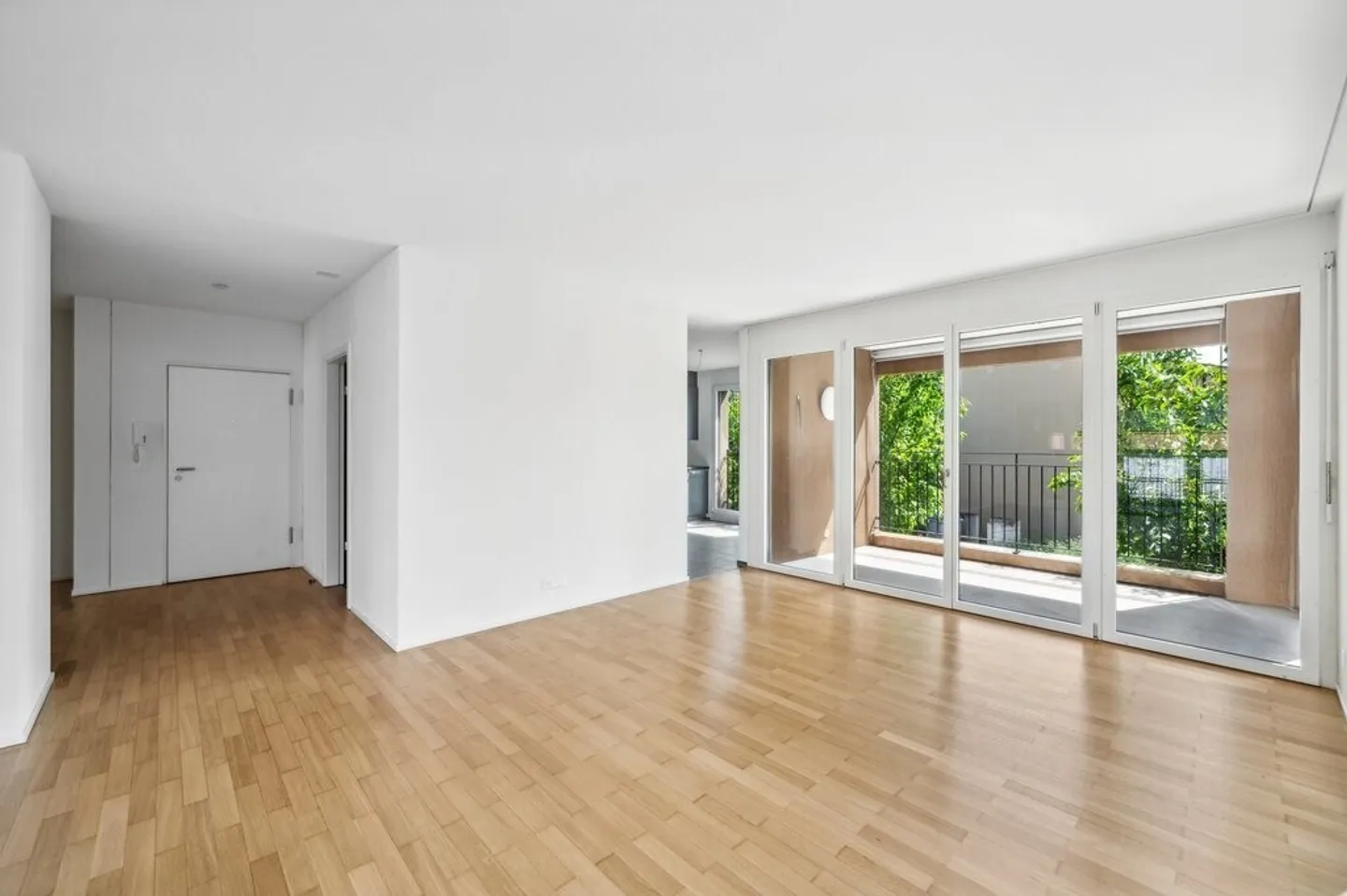 Wohntraum im Skypark Allschwil - Foto 2 von 7