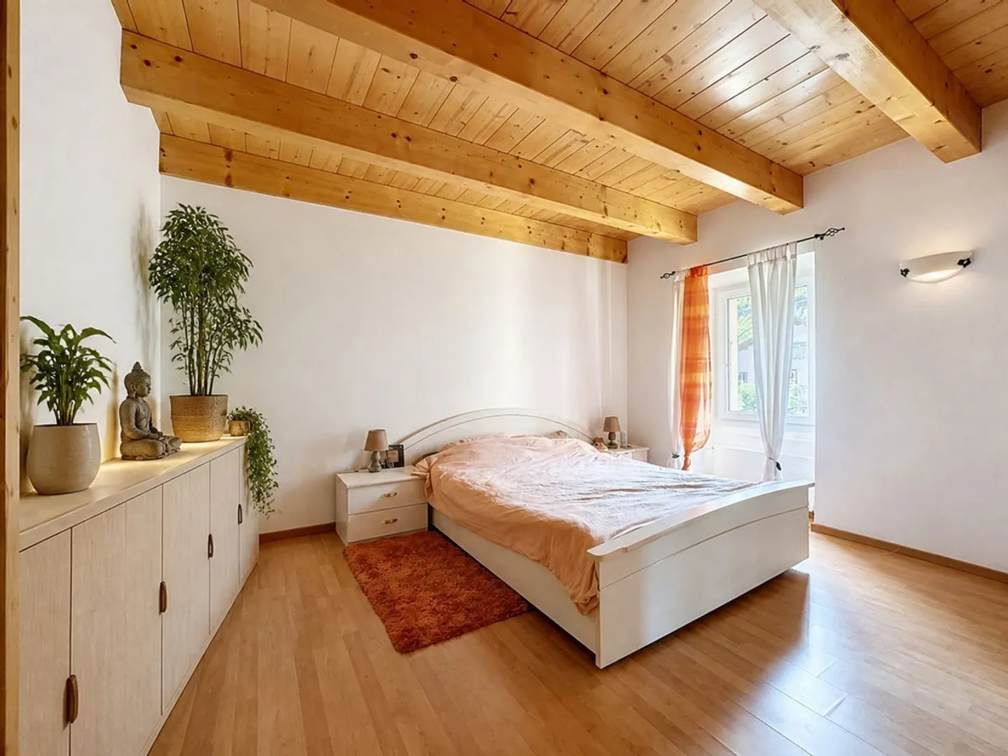 Dorfhaus mit zwei Wohnungen und Scheune mit großem Potenzial - Foto 7 von 13