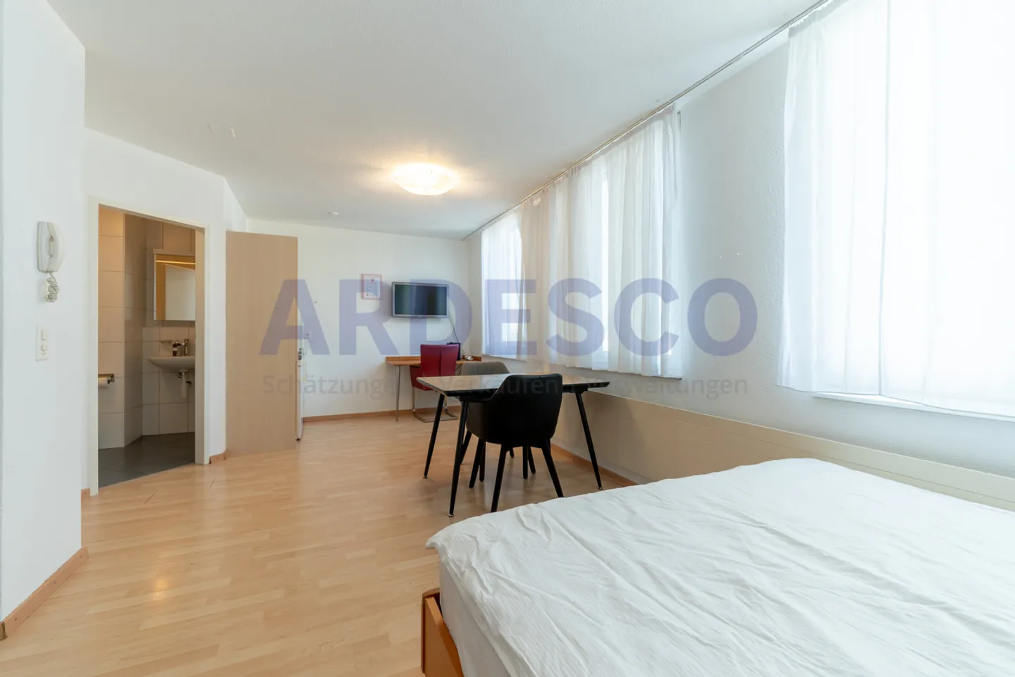 Kapital, das mehr schafft - Photo 20 sur 43