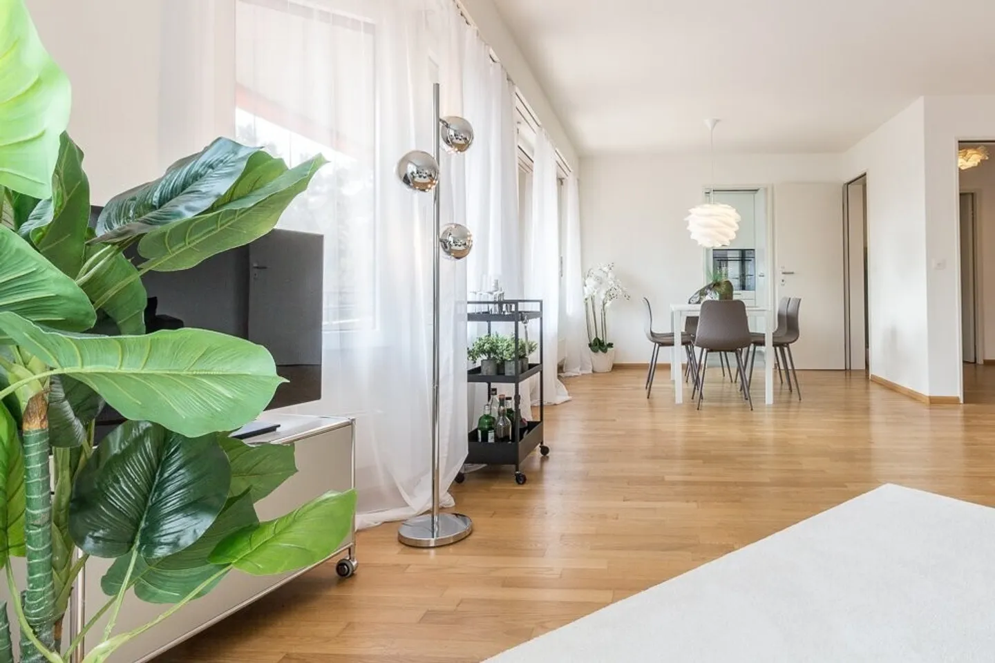 Moderne Wohn-Oase - Foto 4 von 13