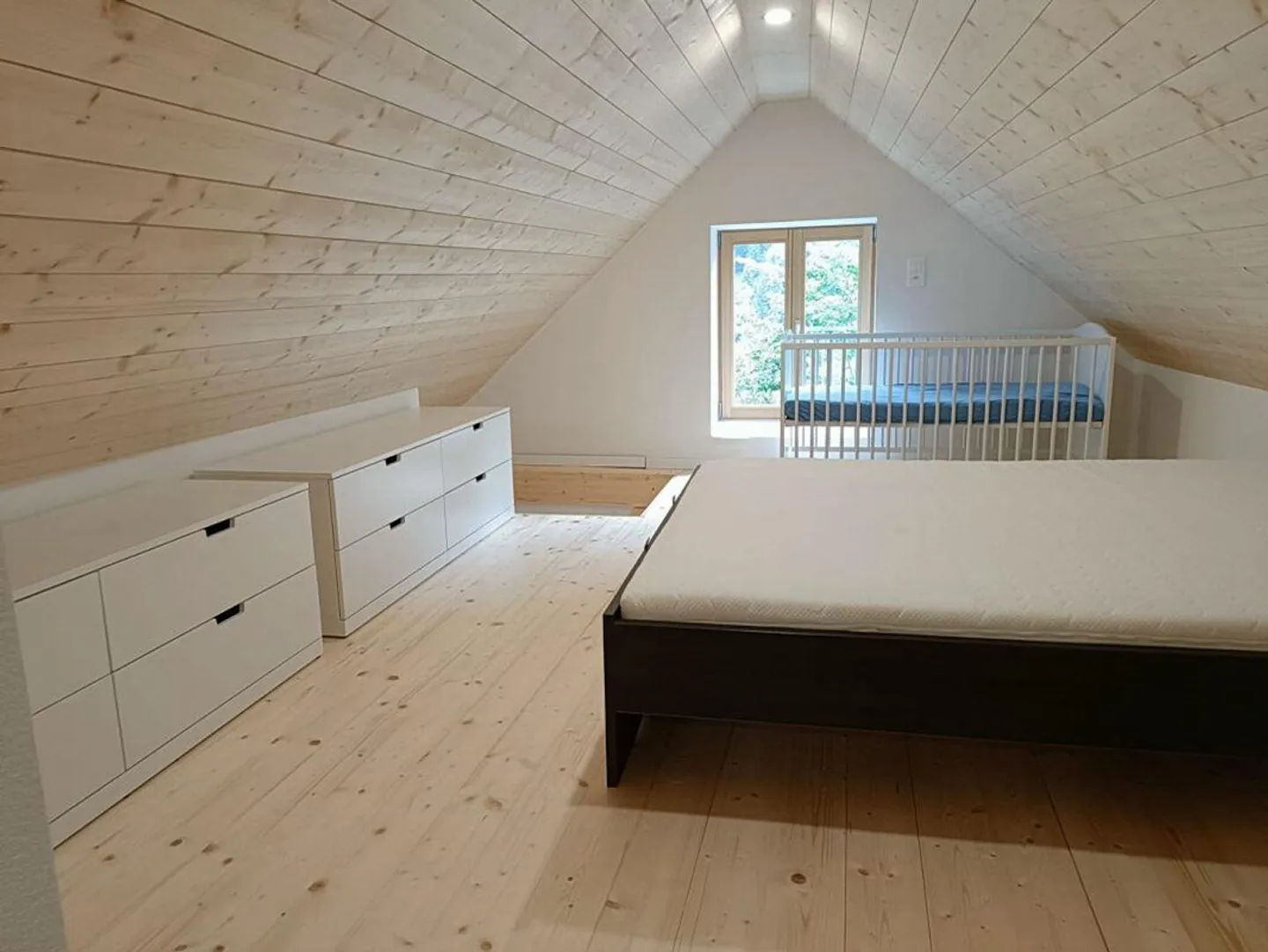 RIFUGIO RUSTICO CON VISTA PANORAMICA SULLE MONTAGNE - Foto 4 di 6