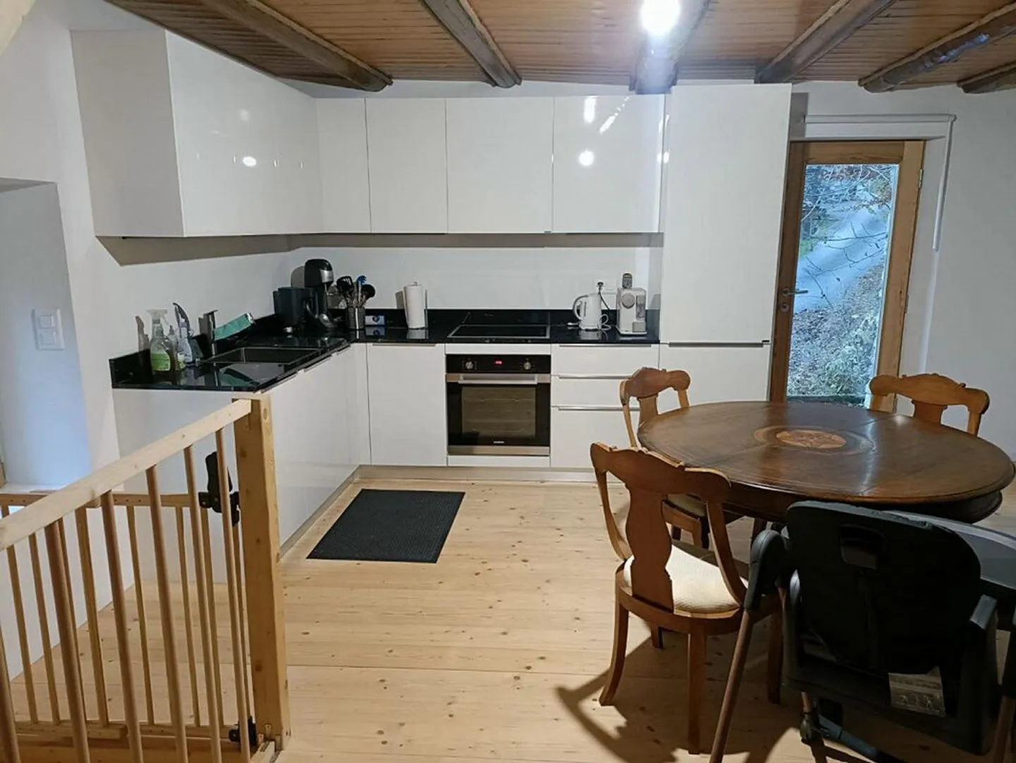 RIFUGIO RUSTICO CON VISTA PANORAMICA SULLE MONTAGNE - Foto 5 di 6