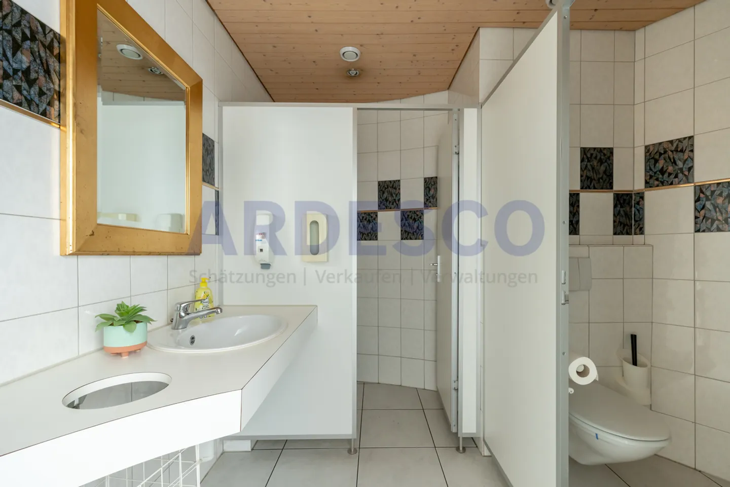 Kapital, das mehr schafft - Photo 27 sur 43