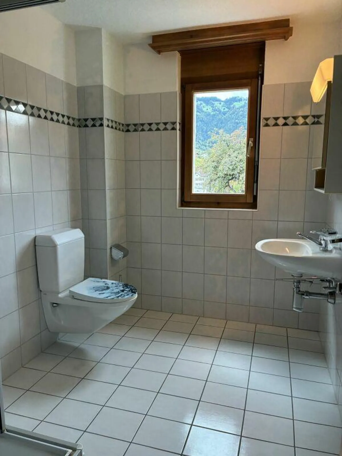 Appartamento ristrutturato di 4,5 locali - Foto 4 di 10
