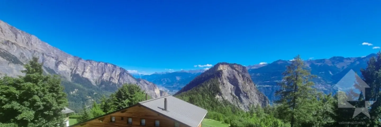 «Superbe duplex de 6 pièces au calme et complètement rénové» - Photo 12 sur 13