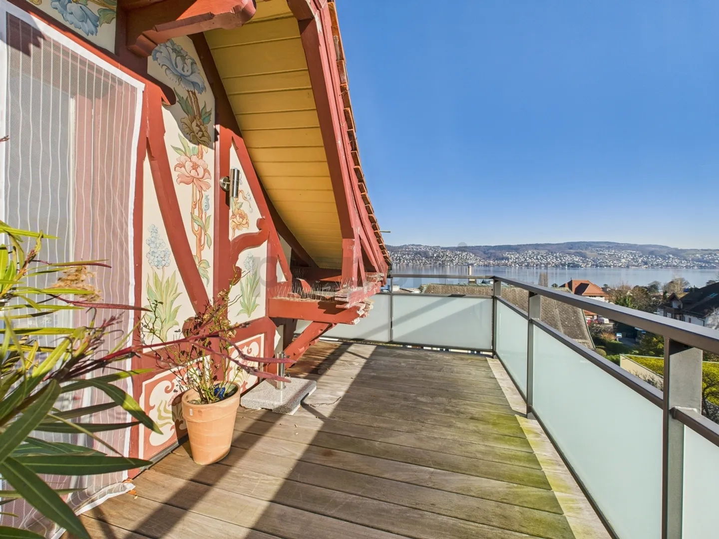 Villa moderna in stile Art Nouveau con vista sul lago: Villa Morgenblick a Kilchberg - Foto 1 di 13