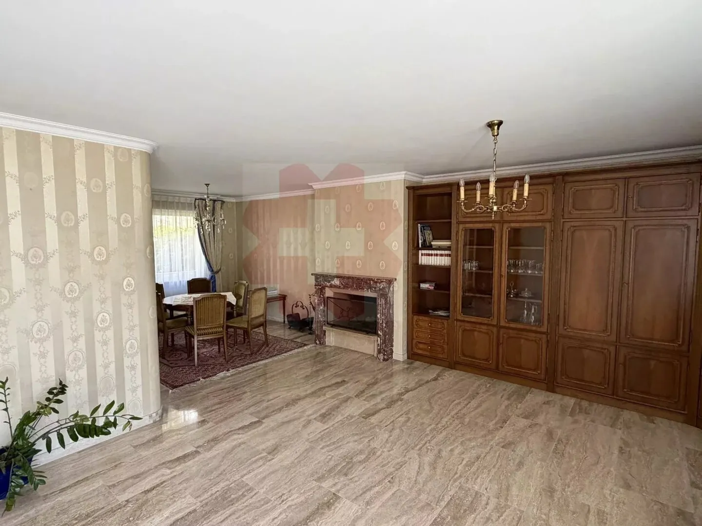 Maison familiale avec vue panoramique et potentiel de rénovation exceptionnel ? Gravelone, Sion - Photo 9 sur 13