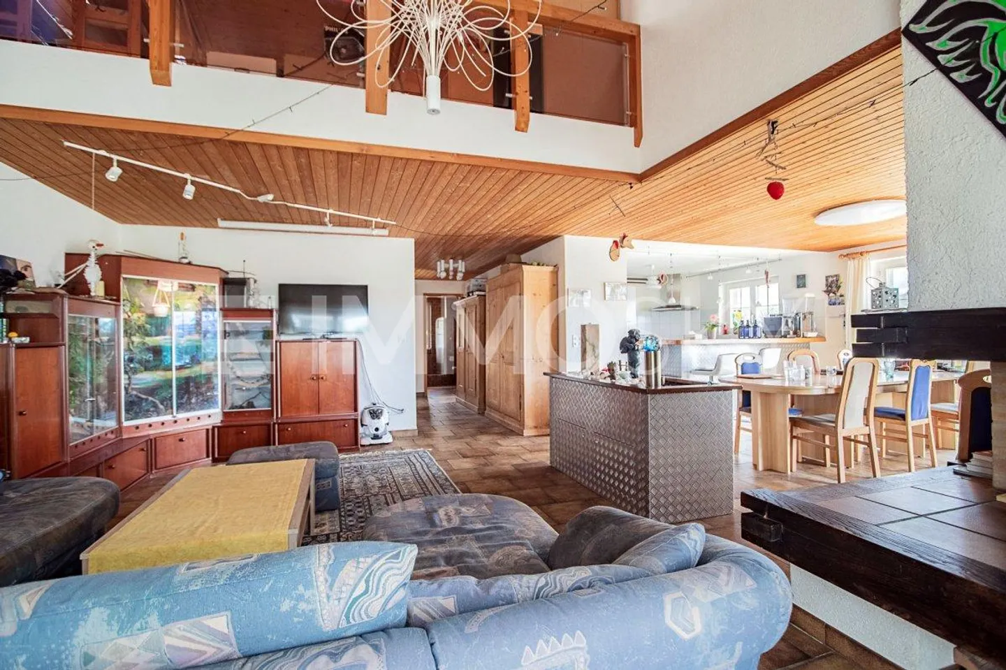 House with 6.5 rooms - Photo 3 of 5