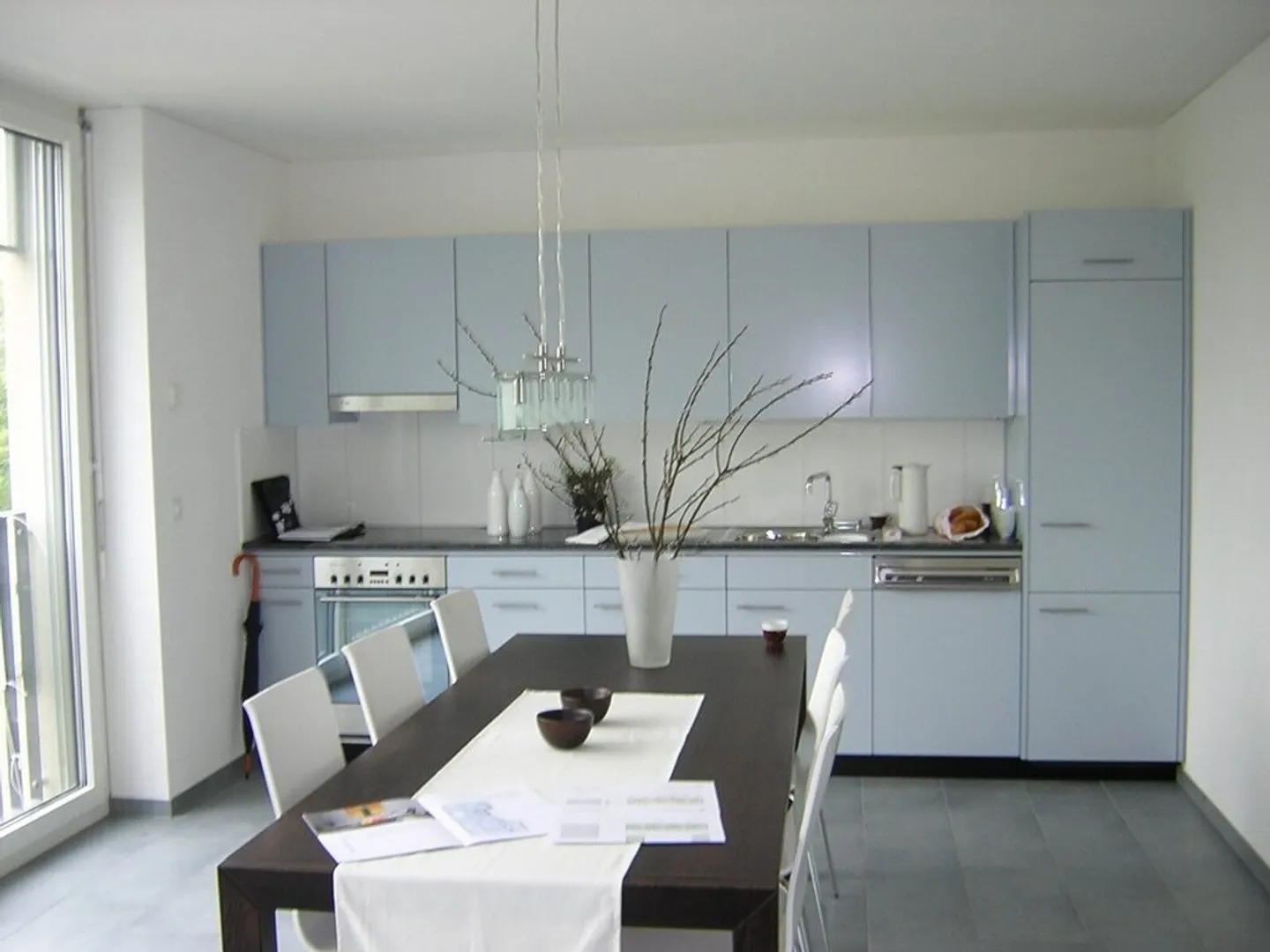 Urban Living in the Heart of Oerlikon - Photo 3 of 8