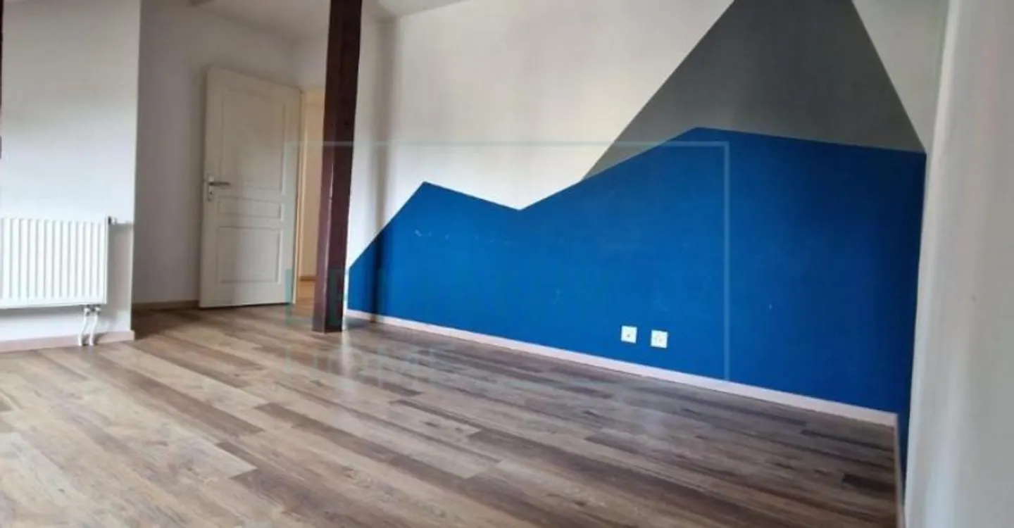 Wunderschöne 4,5-Zimmer-Wohnung vollständig renoviert - Foto 2 von 3