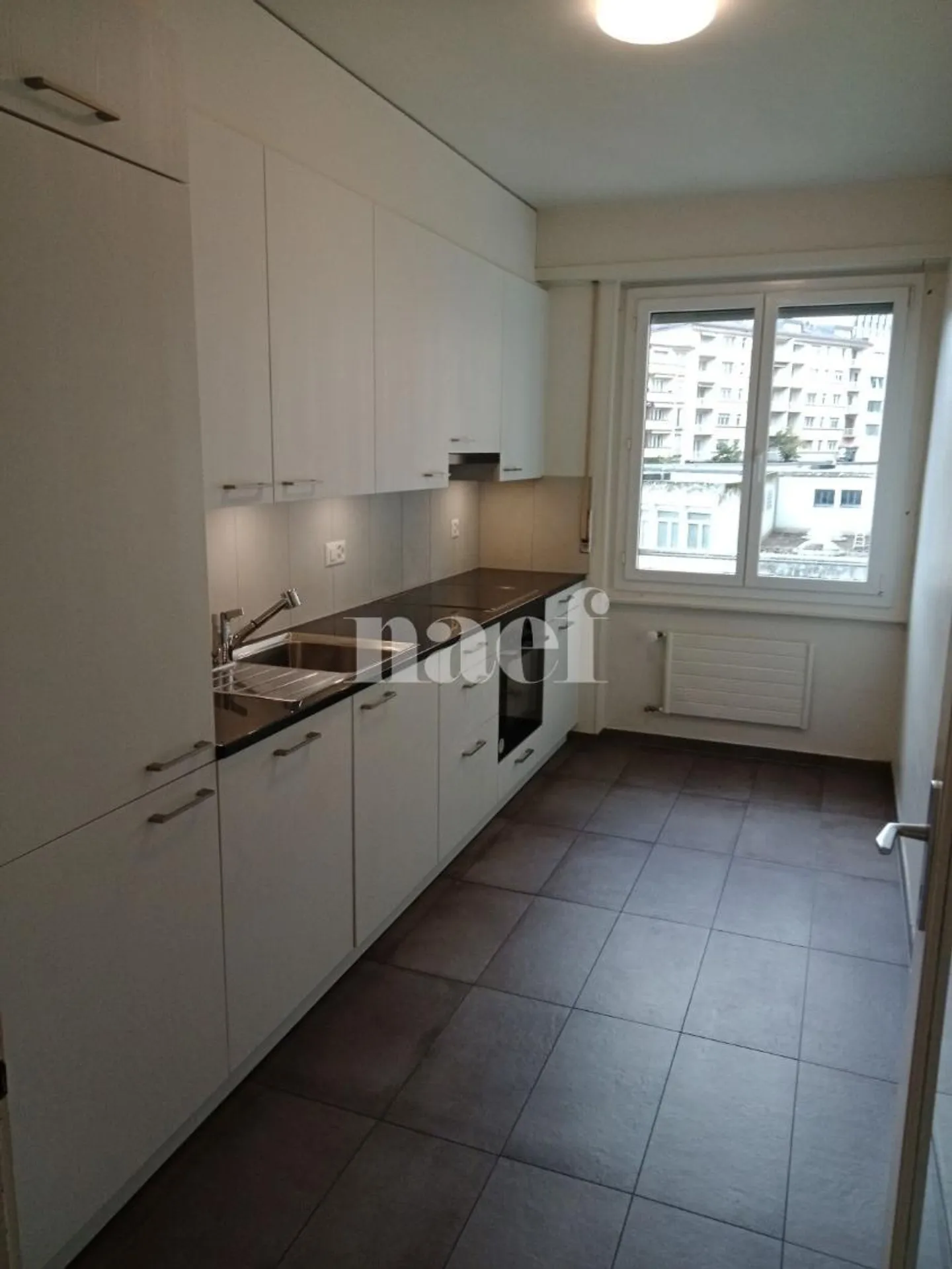 4.5 Room Apartment on the 3rd Floor - Photo 3 of 9