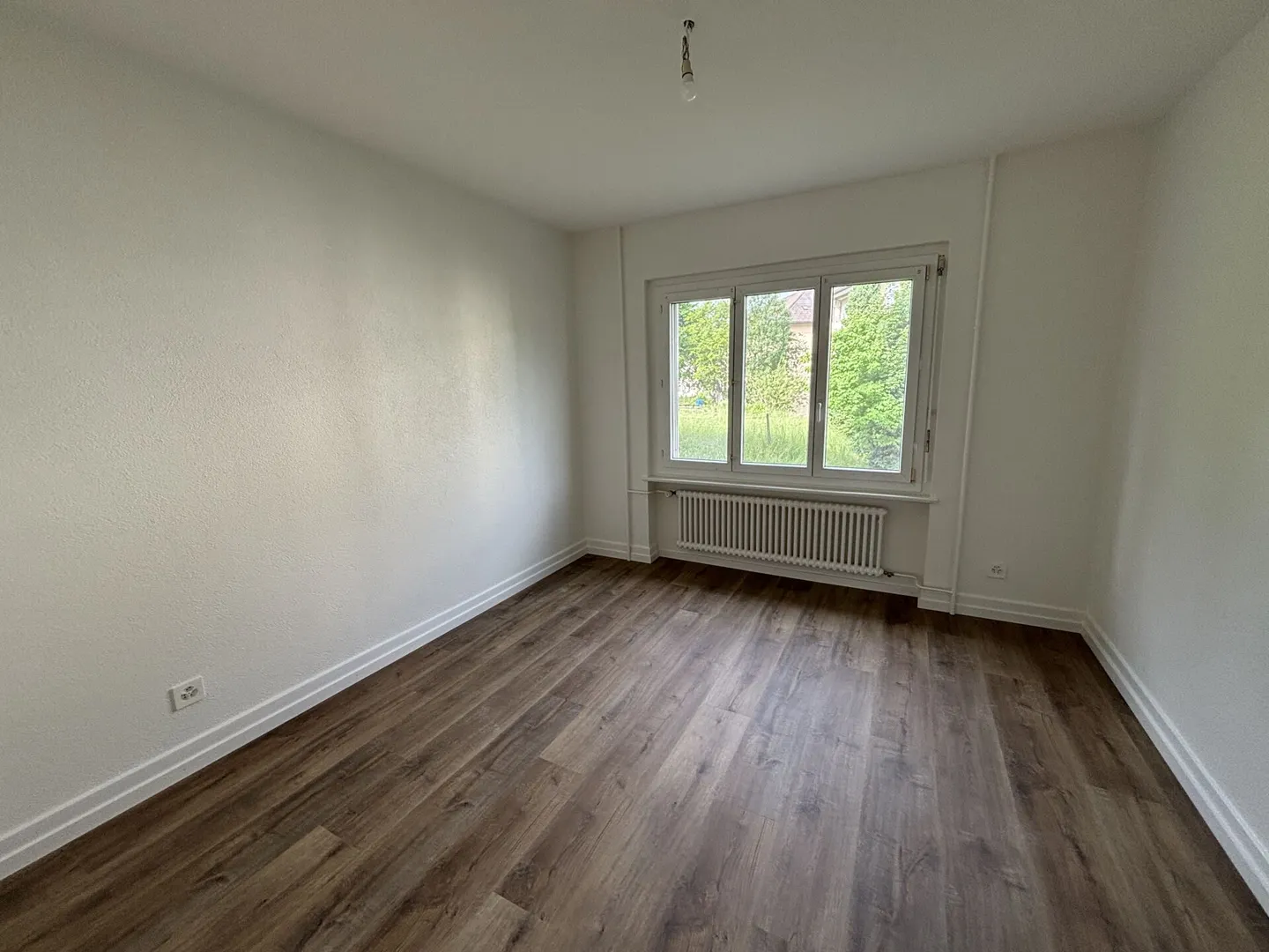 Appartamento di 3 stanze completamente ristrutturato con balcone - Foto 5 di 8