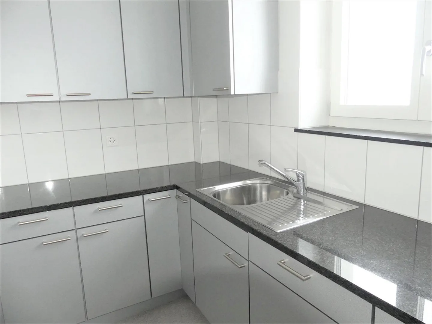 Appartement de 3,5 pièces avec charme - Photo 2 sur 7