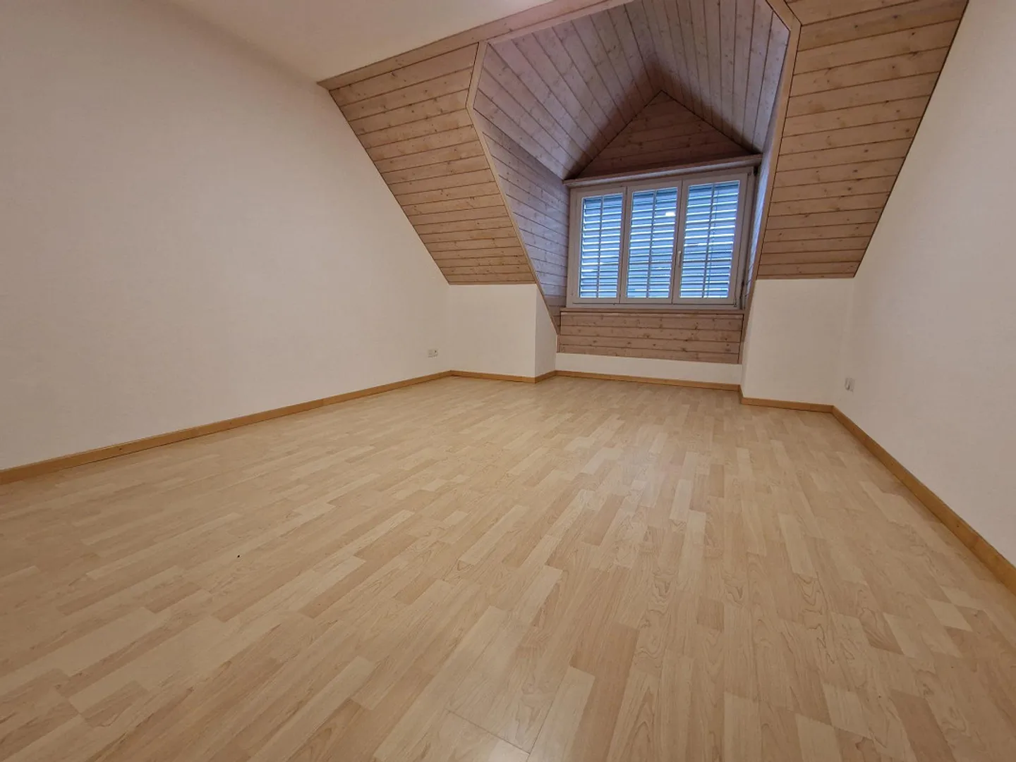 Appartement sous les combles de 2,5 pièces à Kleinandelfingen - Photo 5 sur 5