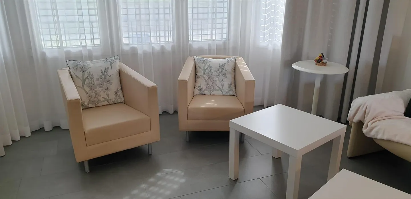 Exklusive 2.5-Zimmer-Wohnung (HP) gegenüber dem Zwinglihaus (möbliert) - Foto 5 von 21