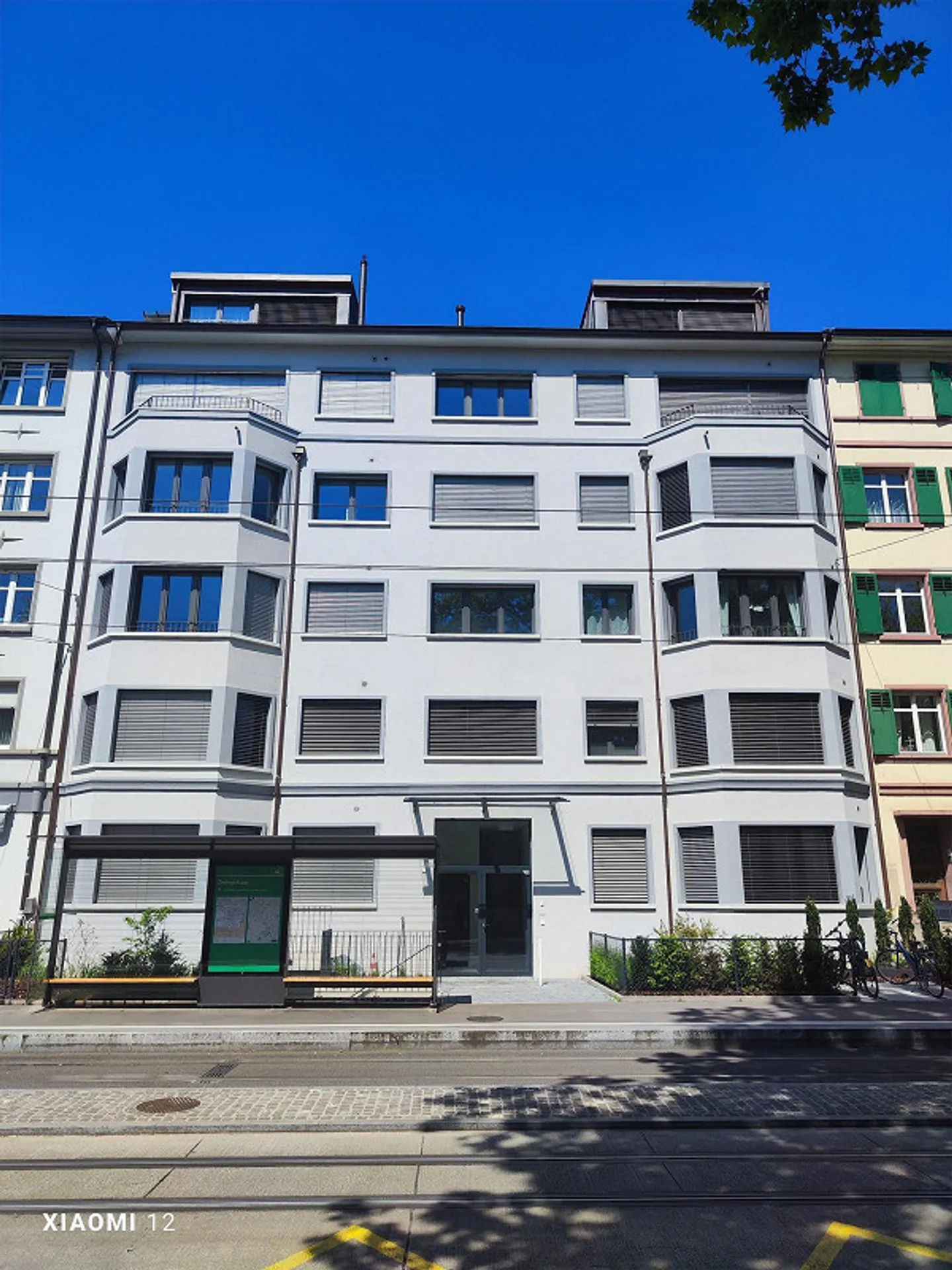 Exklusive 2.5-Zimmer-Wohnung (HP) gegenüber dem Zwinglihaus (möbliert) - Foto 1 von 21
