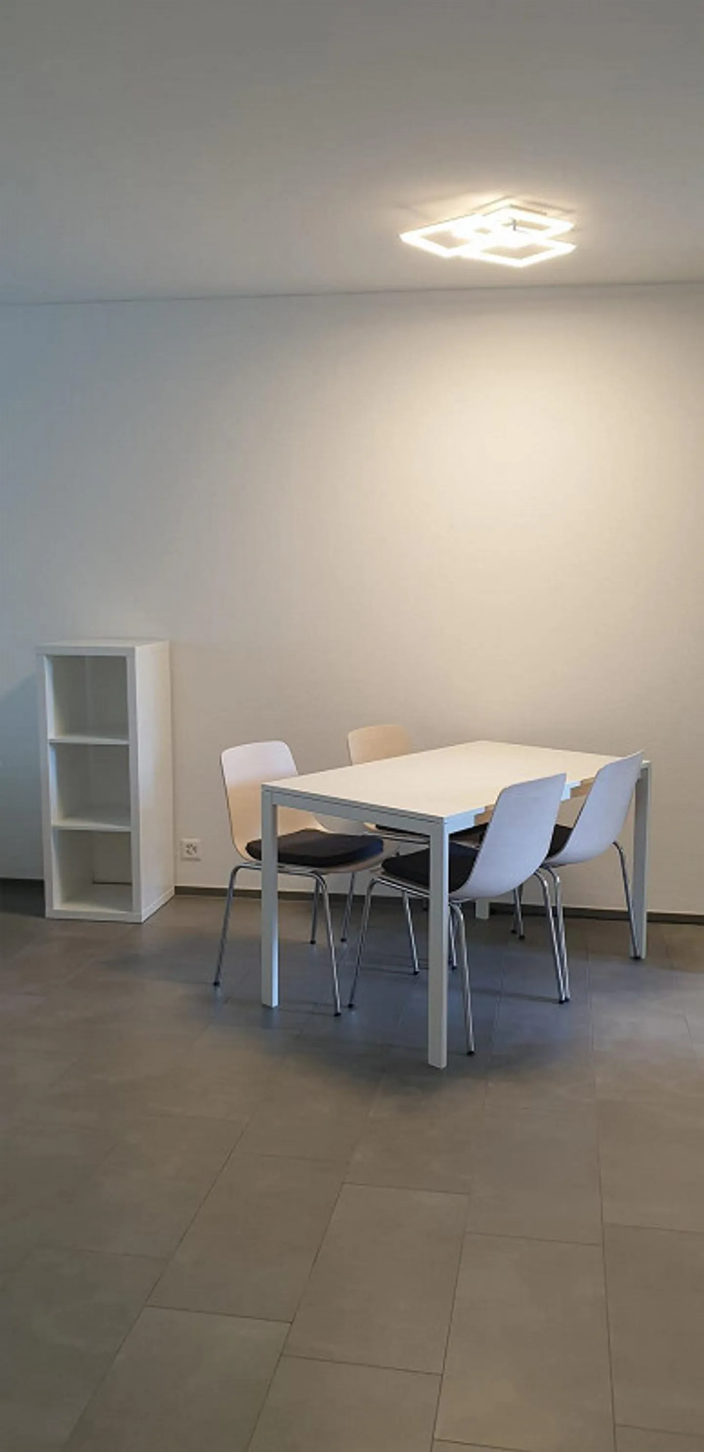 Exklusive 2.5-Zimmer-Wohnung (HP) gegenüber dem Zwinglihaus (möbliert) - Foto 7 von 21