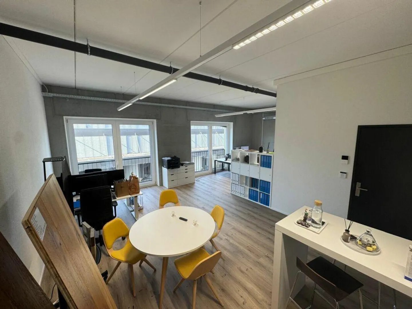 Ufficio di 45m2 in edificio commerciale in affitto - Foto 4 di 4