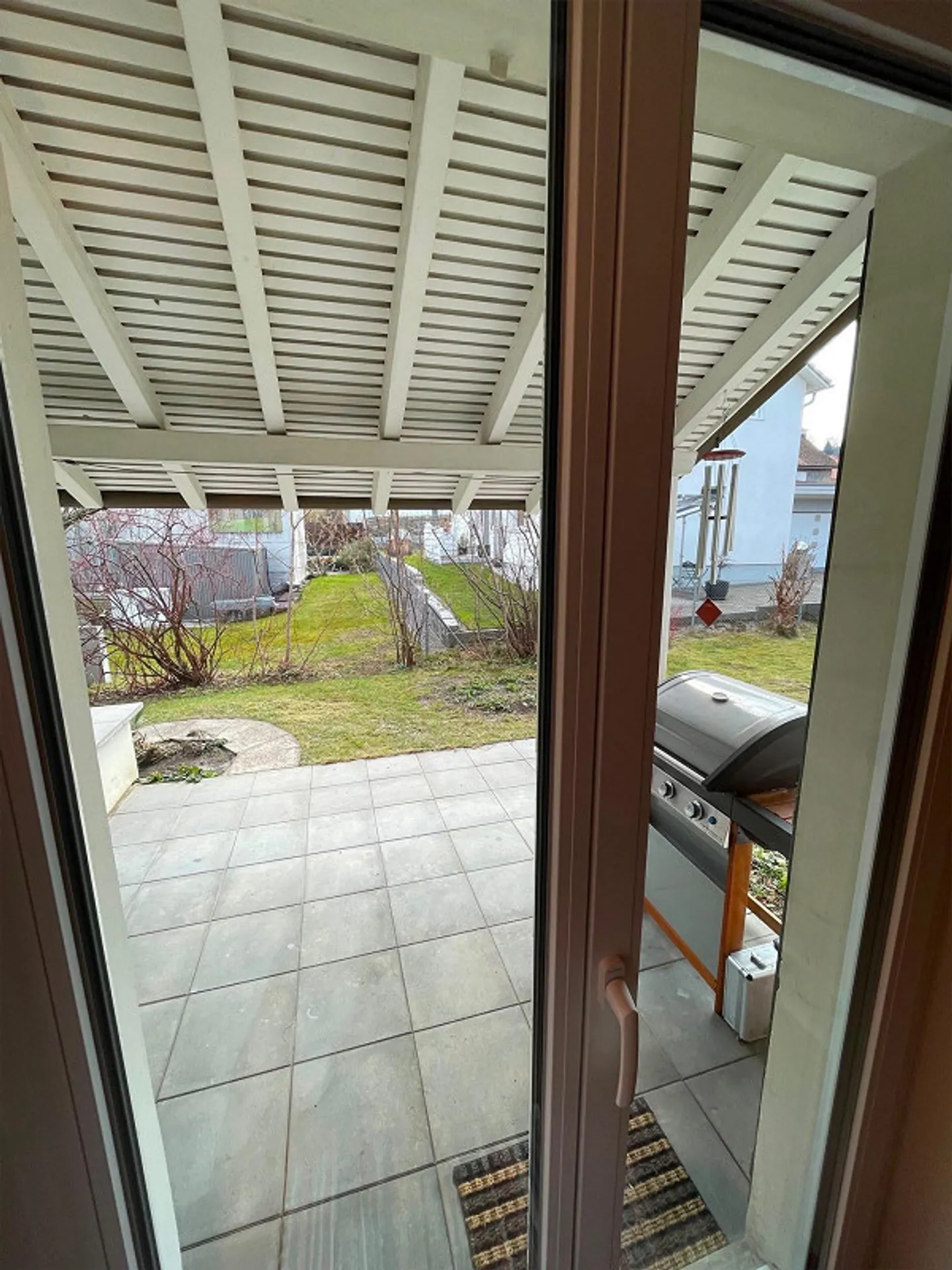 Charmantes freistehendes Haus mit Garten - Foto 12 von 13
