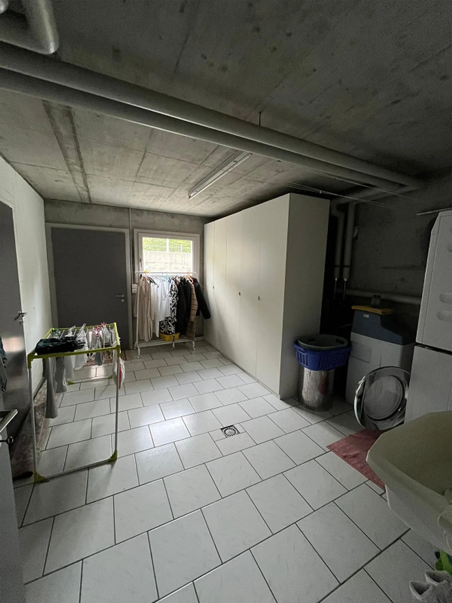 Modern single-family home in dream location with pool - Photo 18 of 26