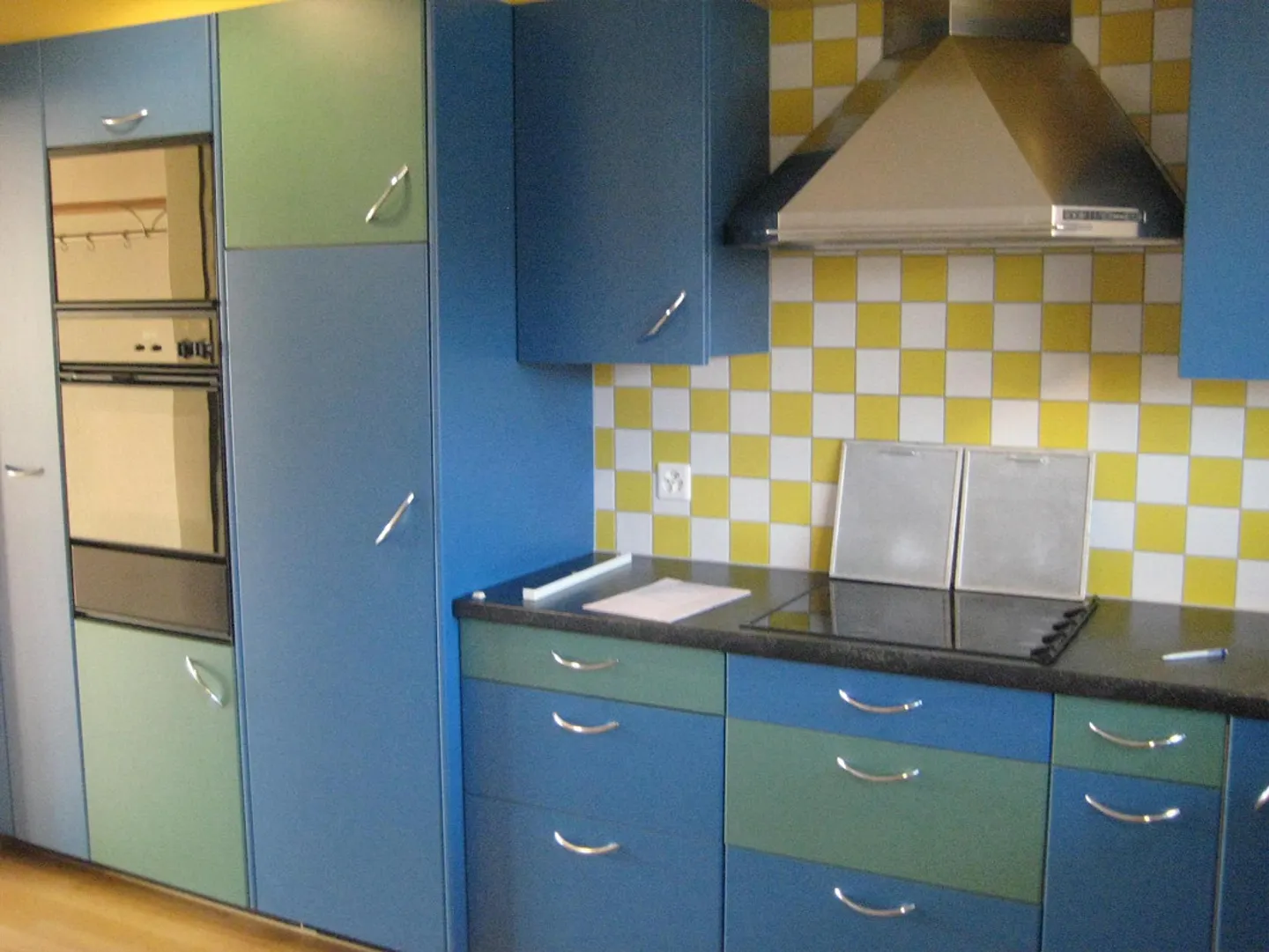 Appartement spacieux de 4,5 pièces incluant un box de garage + place de parking - Photo 3 sur 11