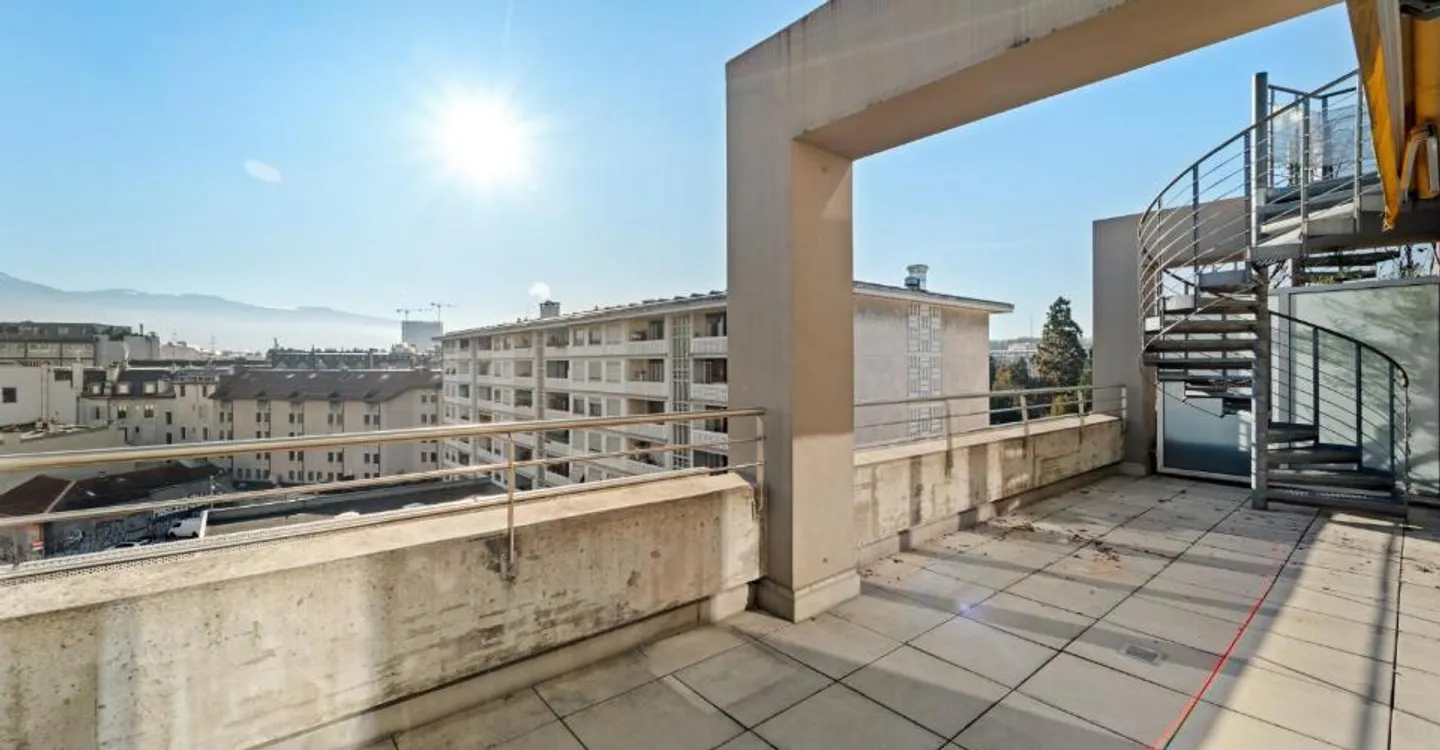 Attique Duplex avec Rooftop - Photo 10 sur 13