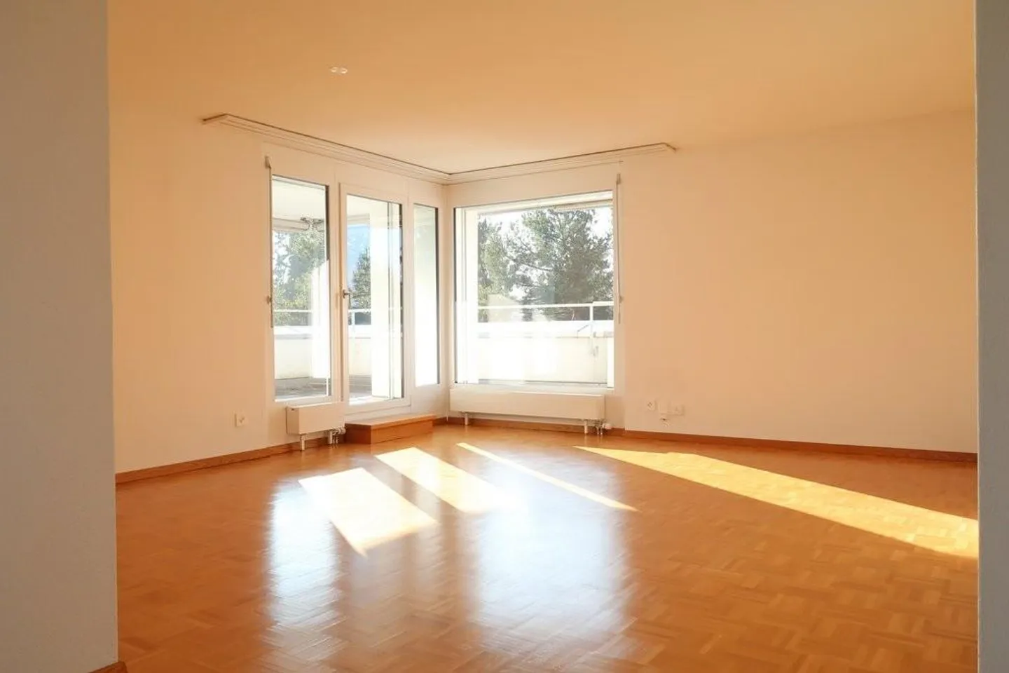 Moderno appartamento mansardato di 3 1/2 locali a Thun! - Foto 6 di 10