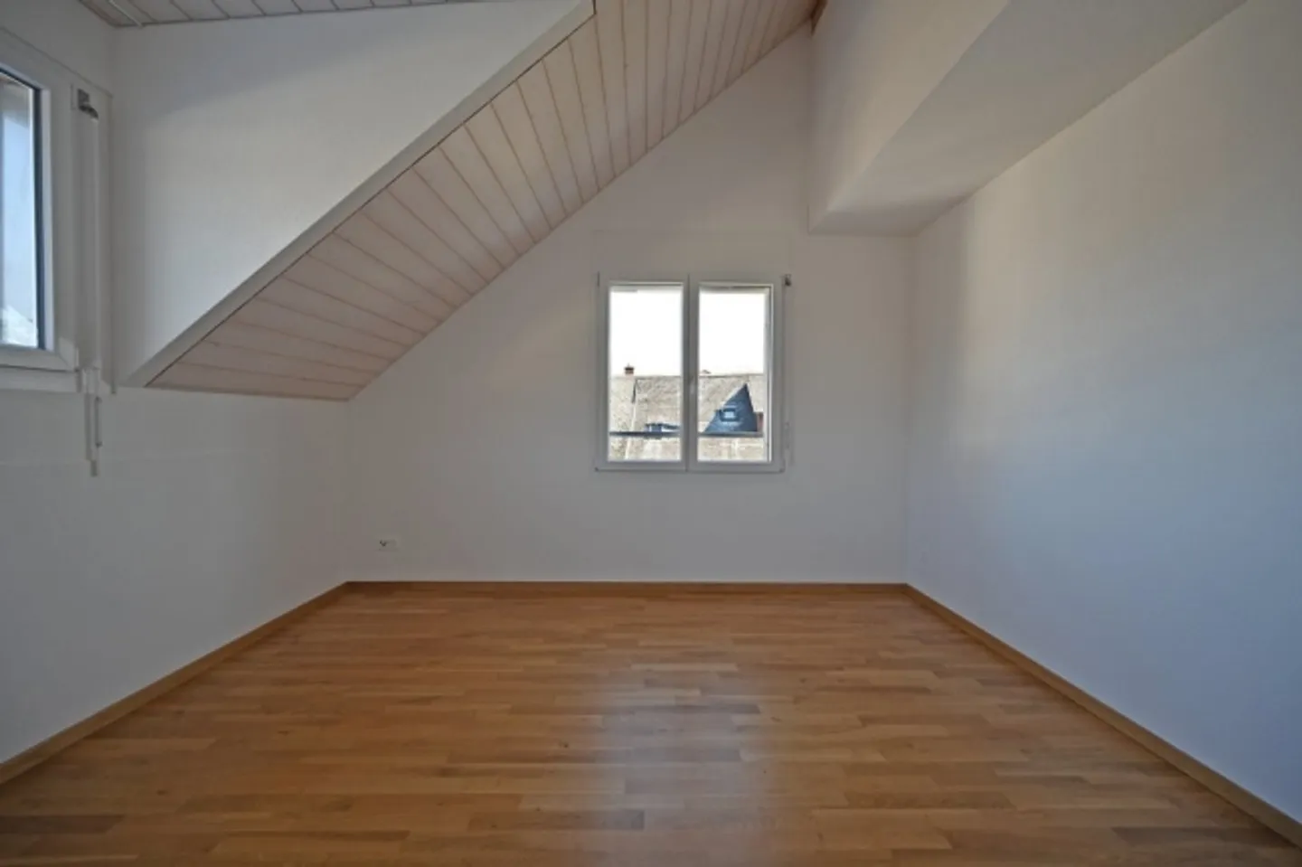 Duplex for rent - Photo 6 of 12
