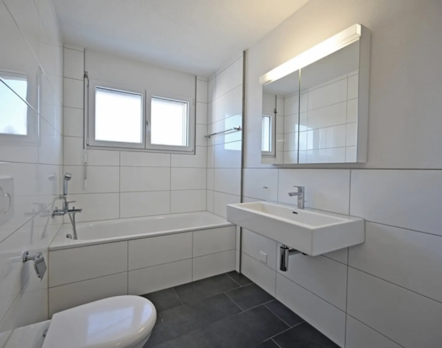 Duplex for rent - Photo 9 of 12