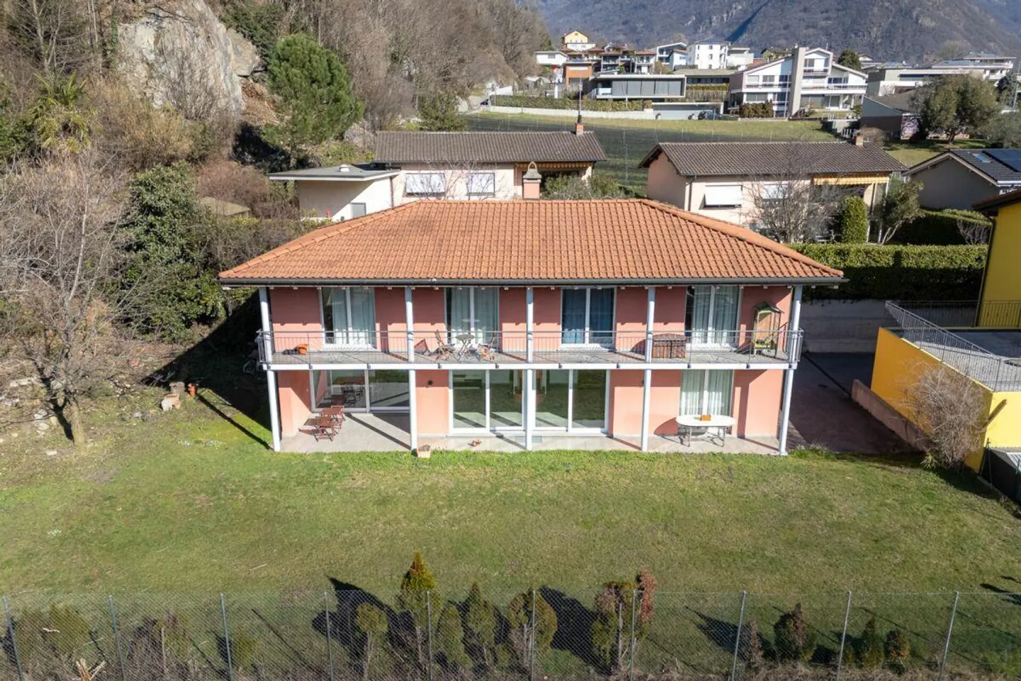 Geräumiges Einfamilienhaus in Galbisio - Foto 1 von 17