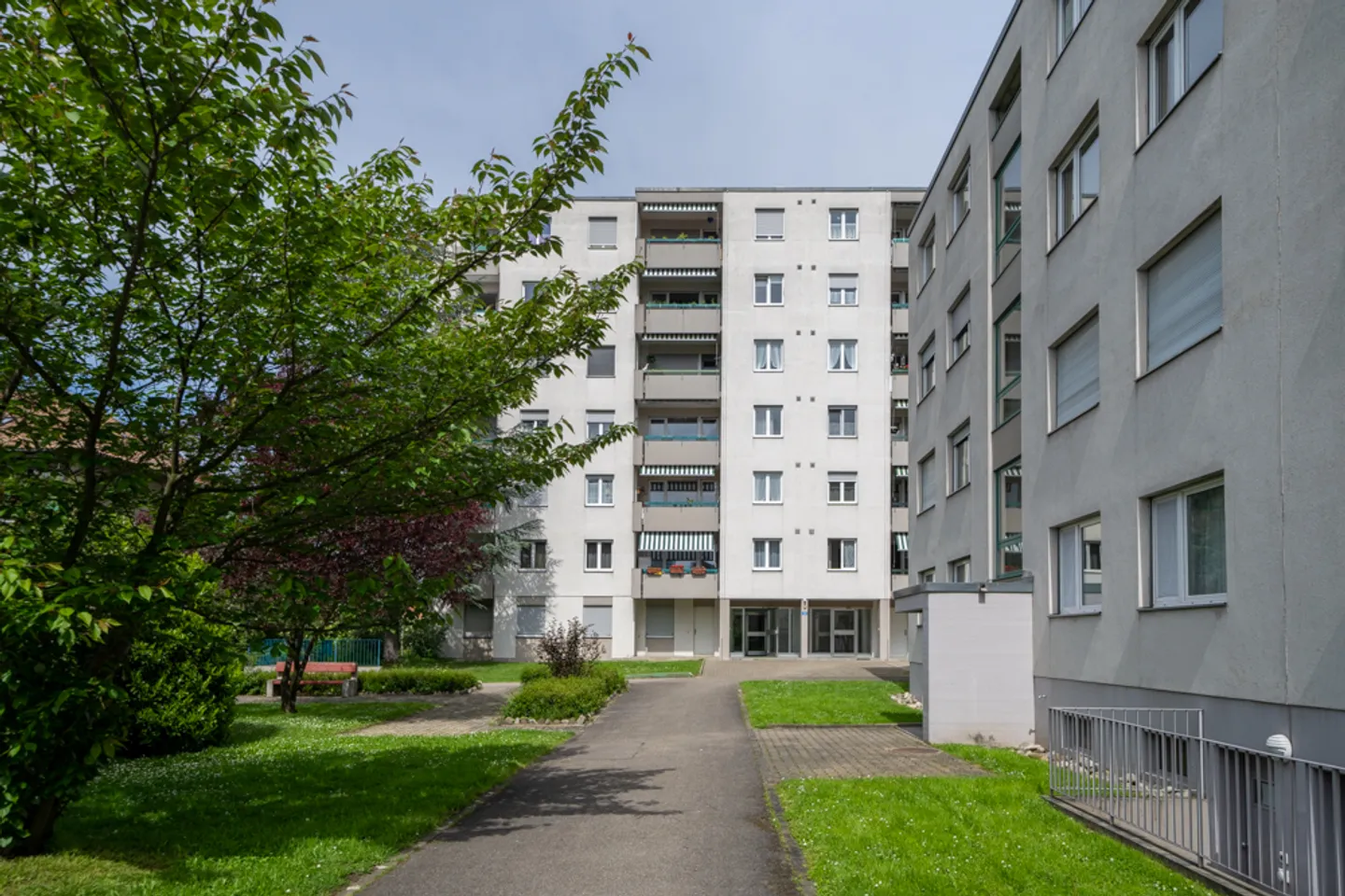 FAMILIENFREUNDLICHE 4-ZIMMERWOHNUNG IM HIRZBRUNNENQUARTIER - Foto 1 von 5