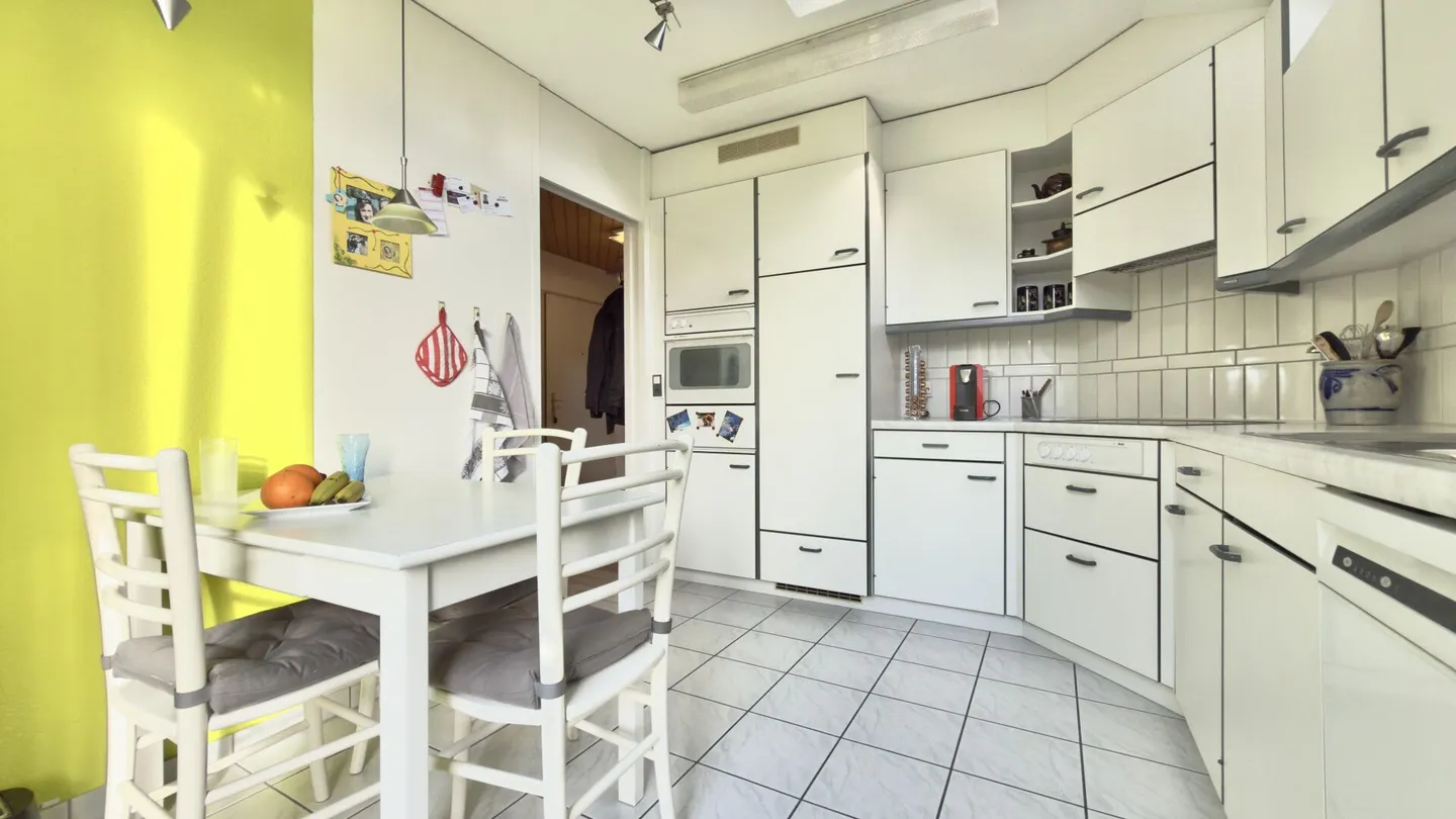 Spacious Penthouse Apartment with Privacy, View & Additional Rooms - Villmergen - Photo 18 of 28