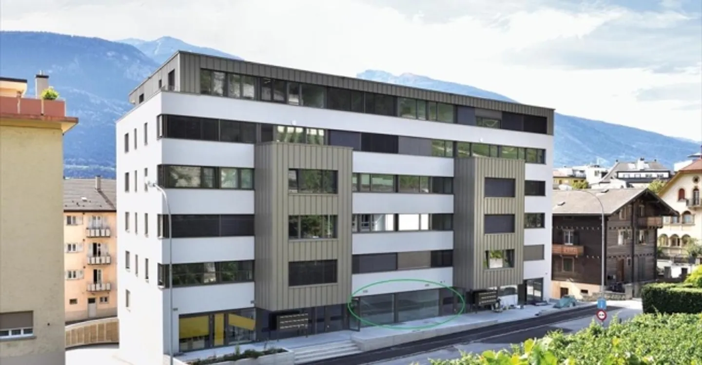 Immeuble mixte à louer - Photo 6 sur 8