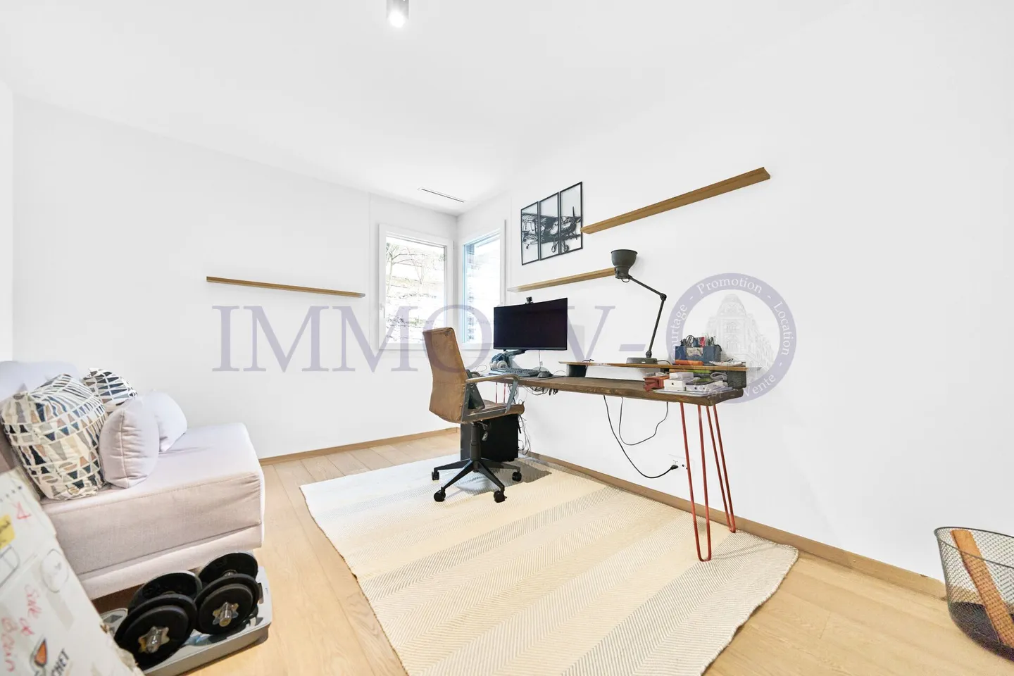 GERÄUMIGE HOCHWERTIGE WOHNUNG MIT BALKON + TERRASSE UND SEEBLICK - Foto 8 von 10