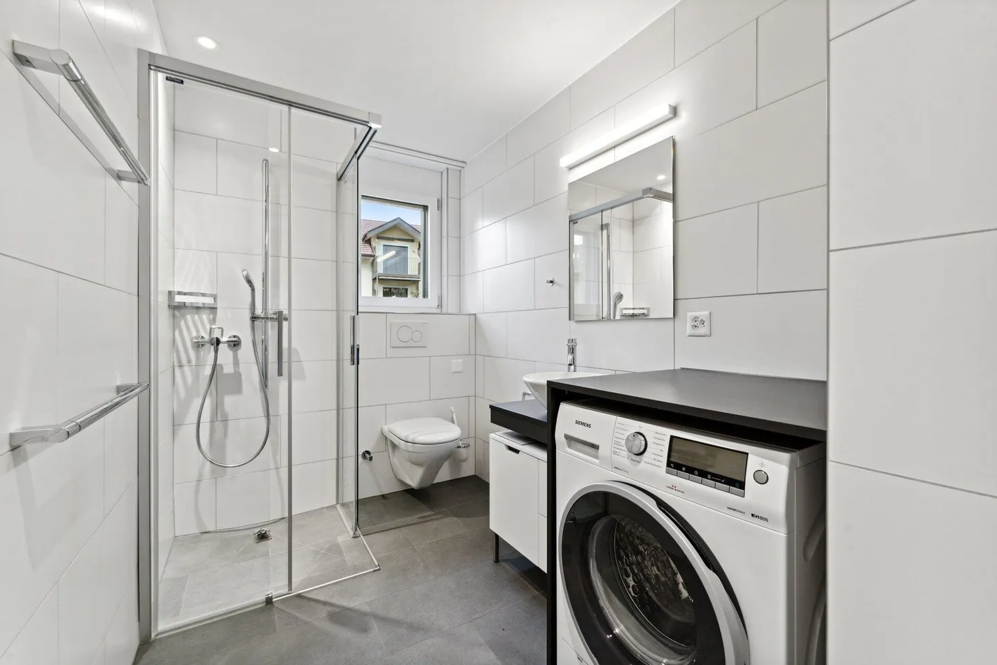 Age-appropriate residential studio for rent in Oberhofen - Photo 4 of 7