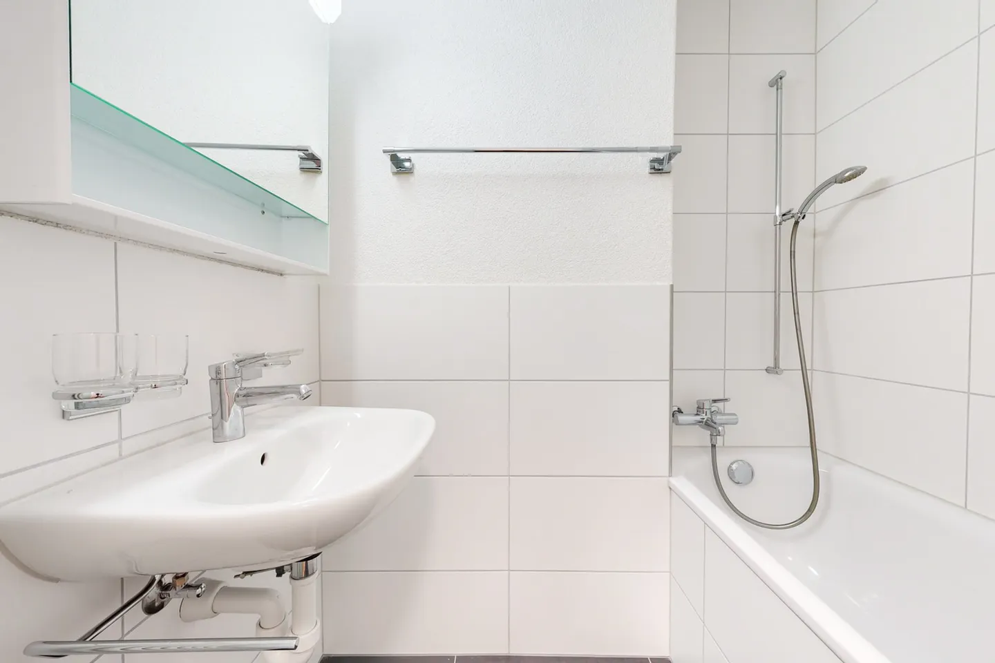 Appartamento in affitto - Foto 3 di 8