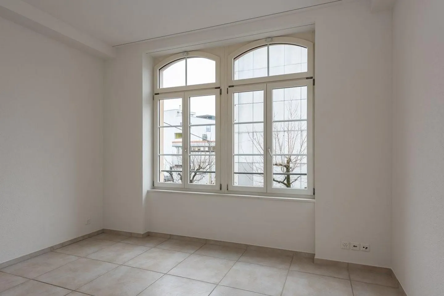 Beautiful 4.5 room apartment for rent - Photo 3 of 8