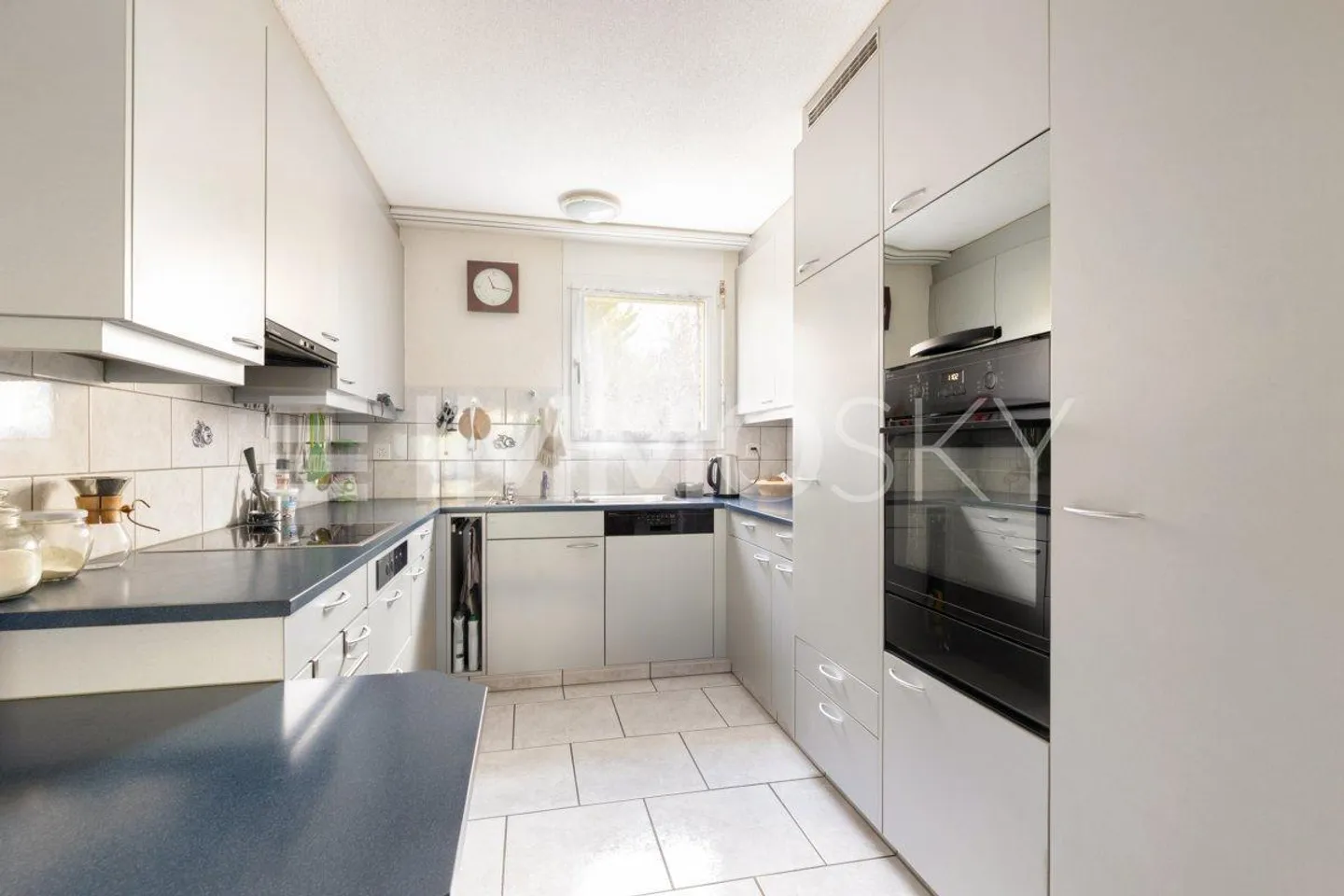 Charmantes Familienhaus mit Balkonen - Foto 3 von 5