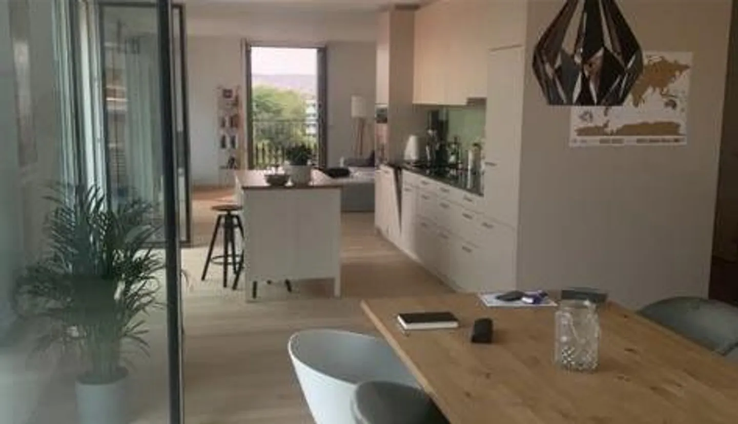 Appartement en Attique de 2,5 pièces - Photo 4 sur 9