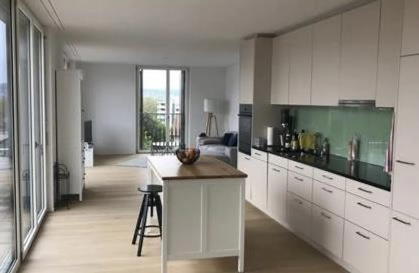 Appartement en Attique de 2,5 pièces - Photo 5 sur 9